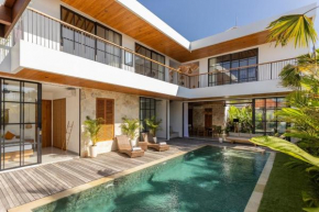 Villa Alora
